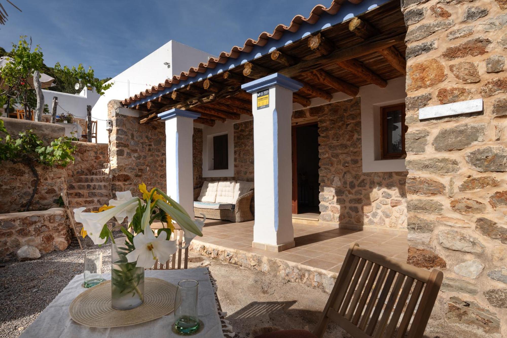 Agroturismo Rural Can Prats Santa Eulària des Riu Exterior foto