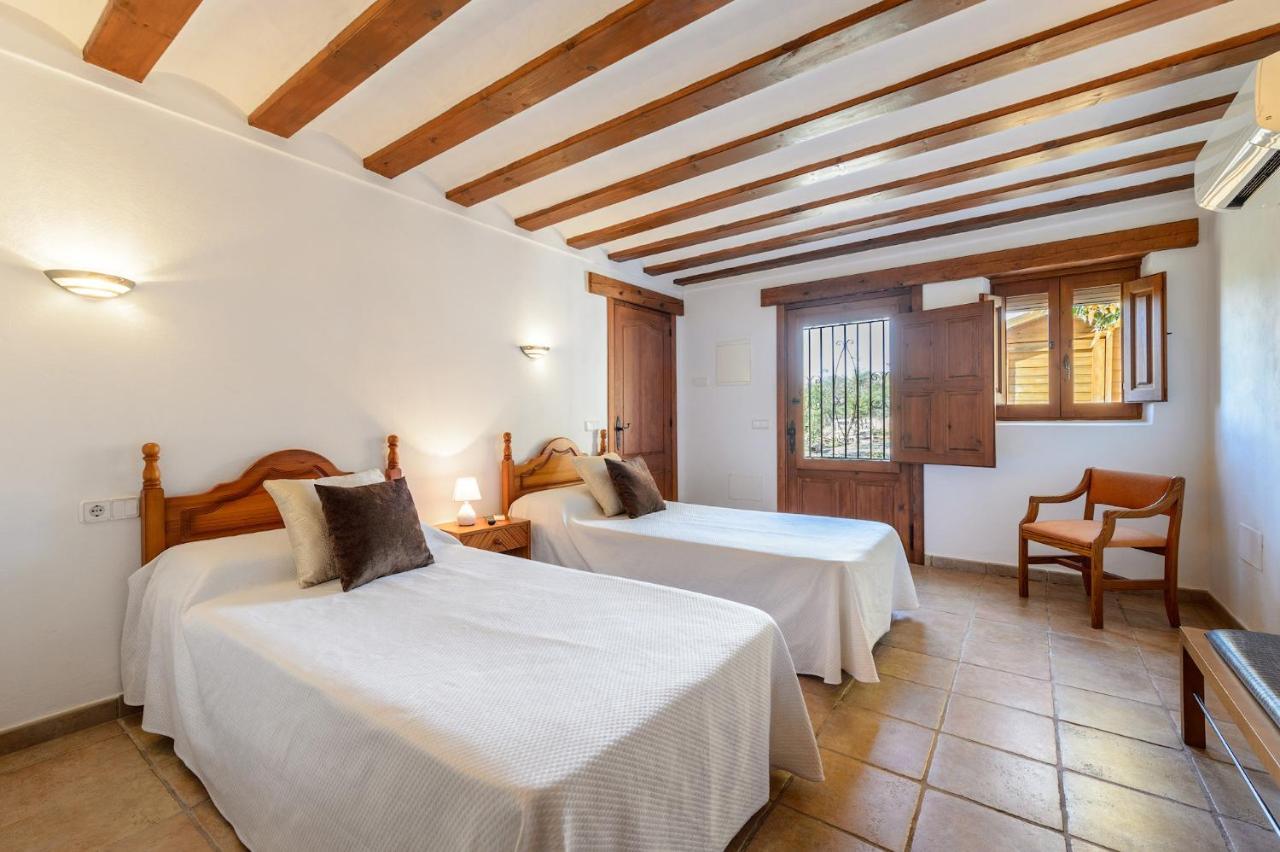 Agroturismo Rural Can Prats Santa Eulària des Riu Exterior foto