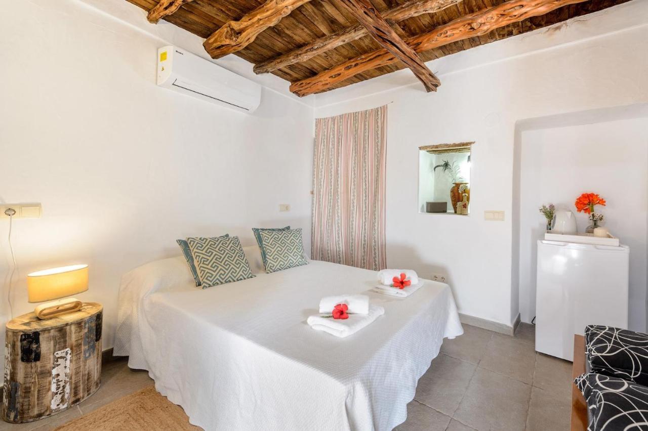 Agroturismo Rural Can Prats Santa Eulària des Riu Exterior foto
